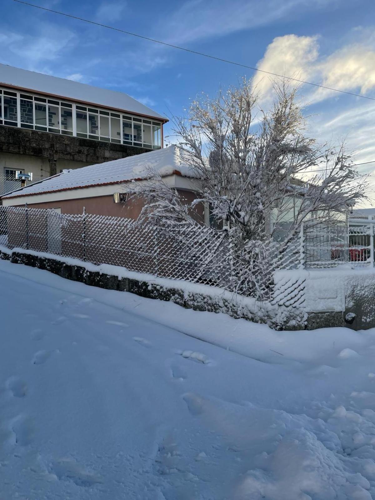 皮同伊斯-达斯-朱尼亚斯Casa Fonte Fria别墅 外观 照片